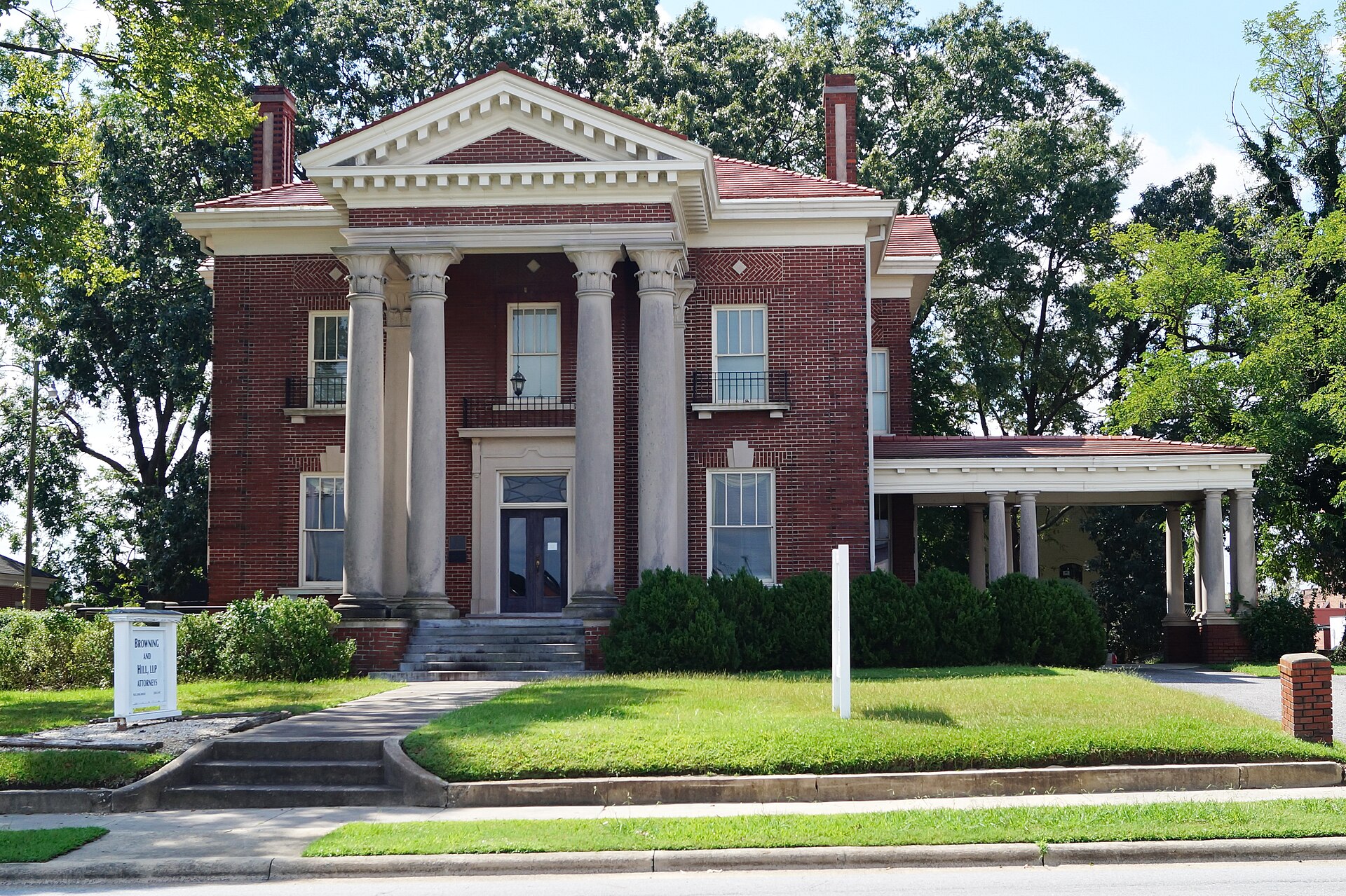 Columned brick house in Greenville